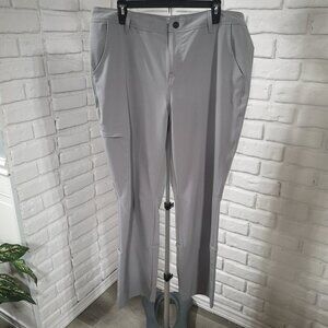 Windriver Ladies Size 14/32 Grey Roll Up Zipper & Snap Closure Casual Pants
